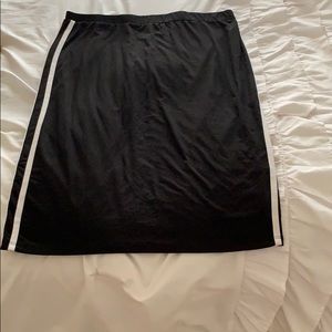 Fashion nova black skirt